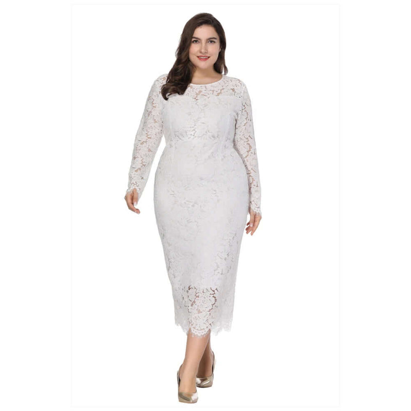 Vestido de Festa Com Detalhes em Renda - Plus Size